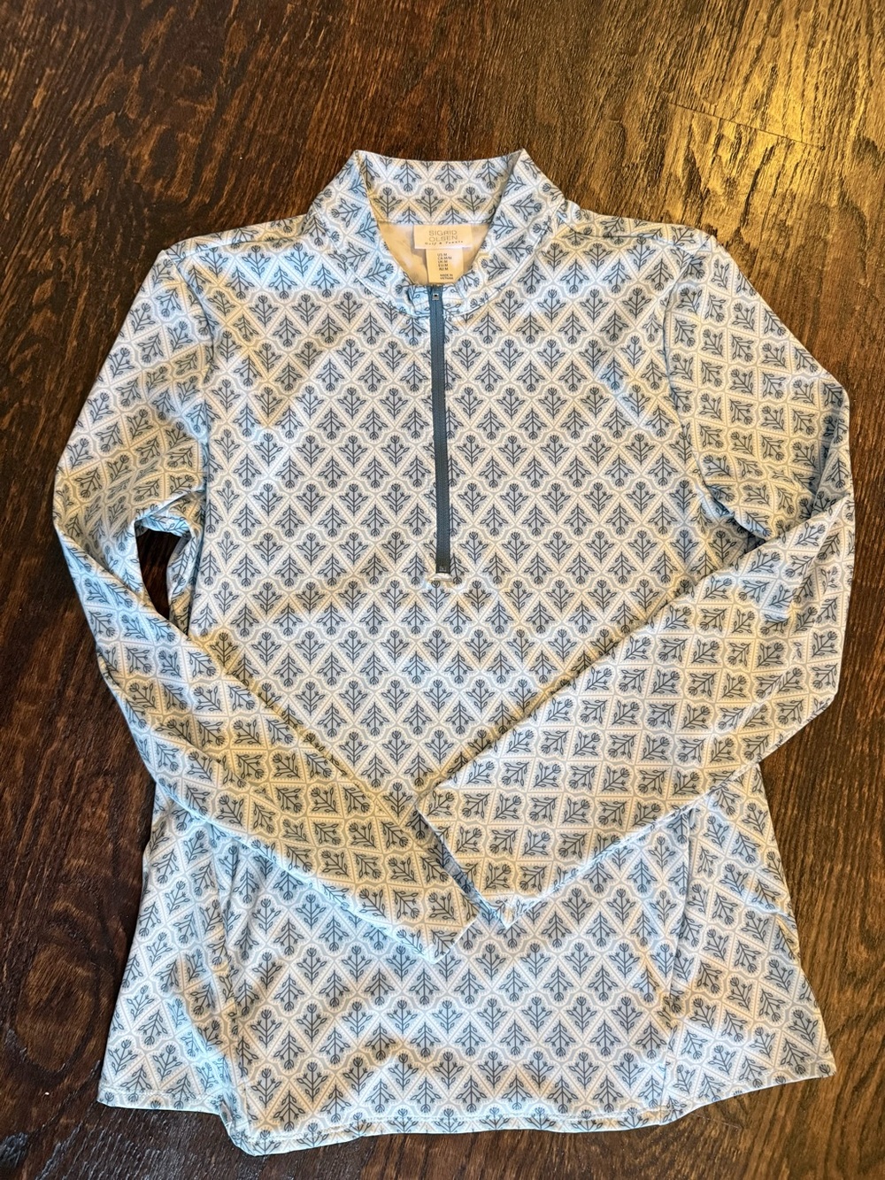 Two Laura Ashley tops and one Sigrid Olsen top : Blue/white/black Half-Zip Tops - Picture 8 of 9